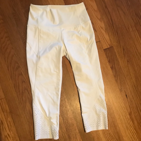 lululemon athletica Pants - Lululemon crop pants